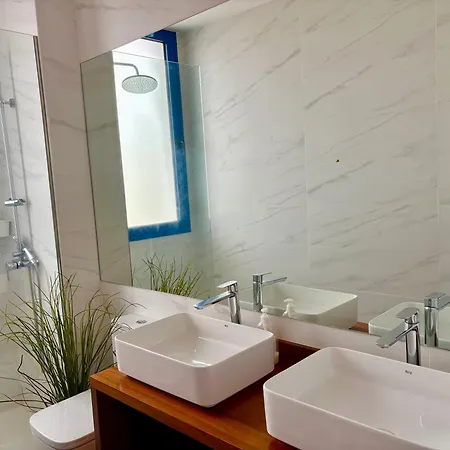 Airport Дом отдыха